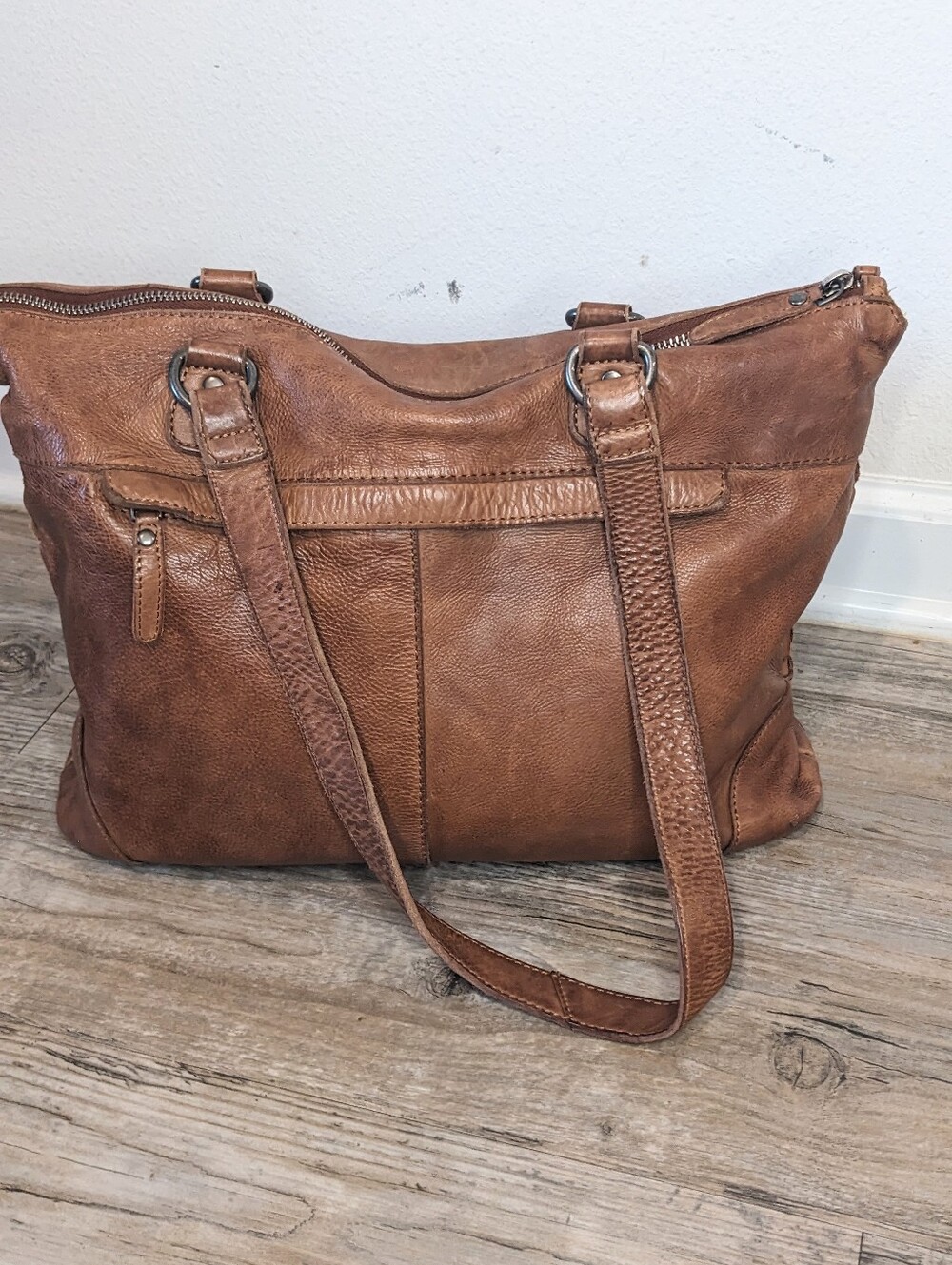 Vilenca (Anthropologie Brown Soft Leather Woven Front Design Laptop Shoulder Bag - Picture 4 of 8